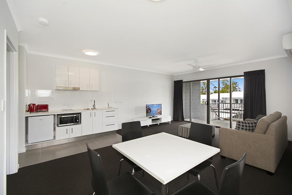 Cooroy Luxury Motel Apartments Quarto foto